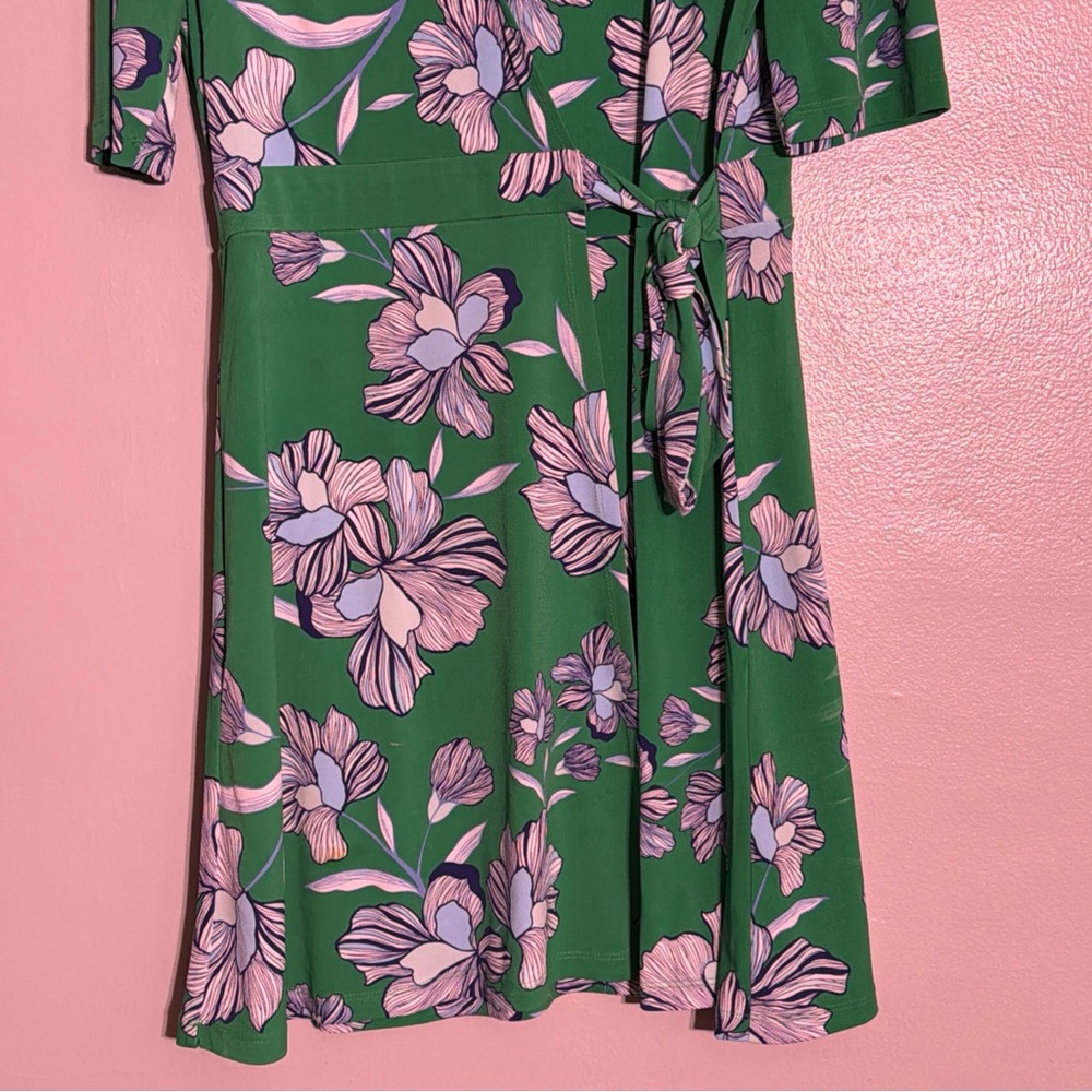 Vince Camuto floral cross dress, green and white, 3/4 sleeve, size 14 - Picture 3 of 8
